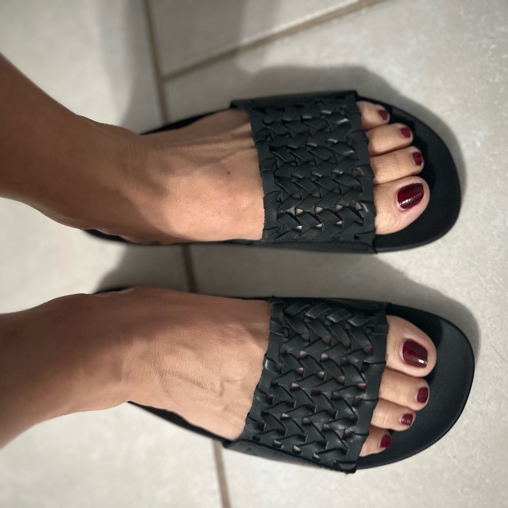 Black Woven Slide Sandals - Picture 2 of 4